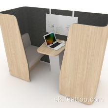 Kancelária s vysokým zadným nábytkom súkromné ​​drevené stretnutie